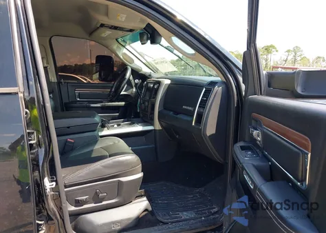 2015 Ram 2500 Laramie из США, поврежденный, VIN 3C6UR5FL2FG516233